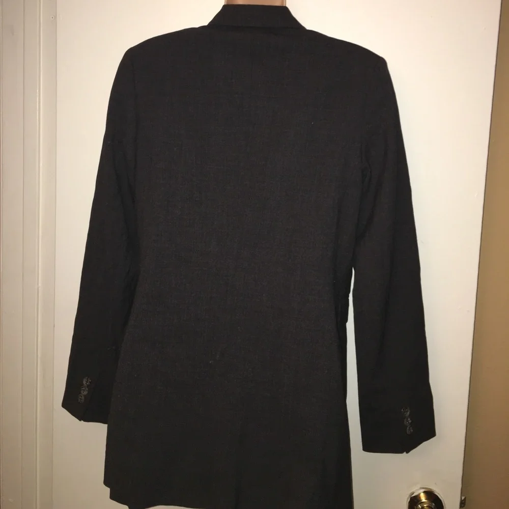 Blazer - Picture 2 of 2